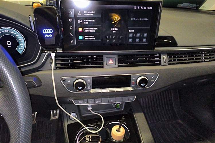 Used Audi A4L 2024 40 TFSI Luxury Dynamic Edition Audio And AC Panel
