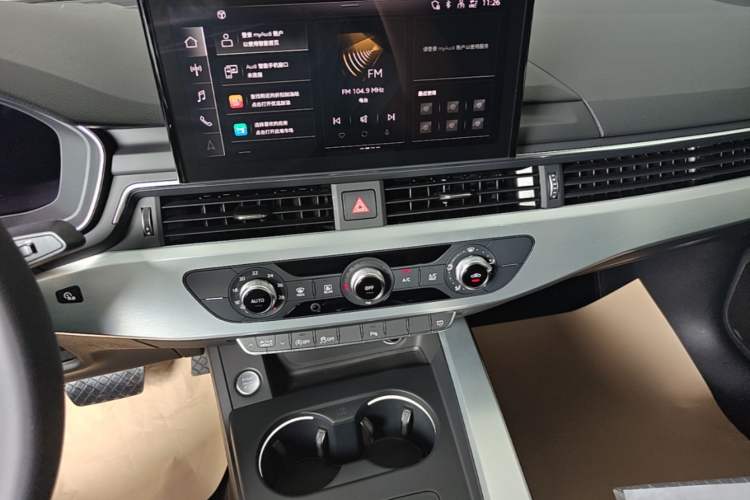 Used Audi A4L 2024 40 TFSI Fashion Dynamic Model Audio And AC Panel