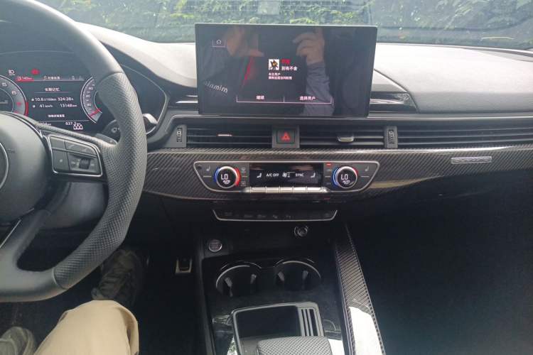 Used Audi A4L 2024 45 TFSI quattro Prestige Dynamic Edition Audio And AC Panel