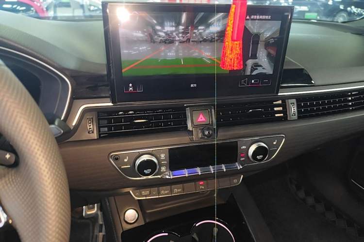 Used Audi A4L 2024 40 TFSI Luxury Dynamic Edition (Starry Night Version) Audio And AC Panel
