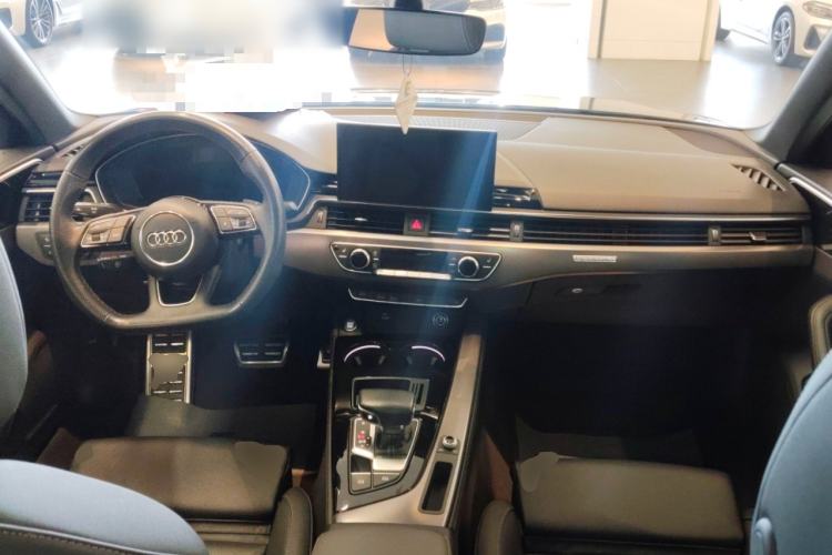 Used Audi A4L 2024 40 TFSI quattro RS Performance Package Center Console