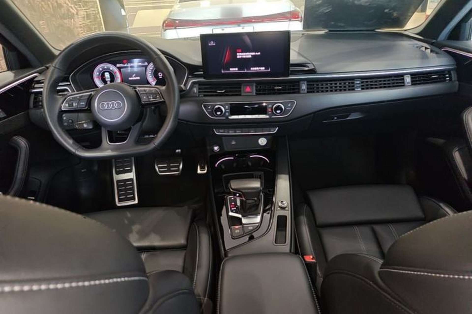 Used Audi A4L 2024 40 TFSI Luxury Dynamic Edition Center Console
