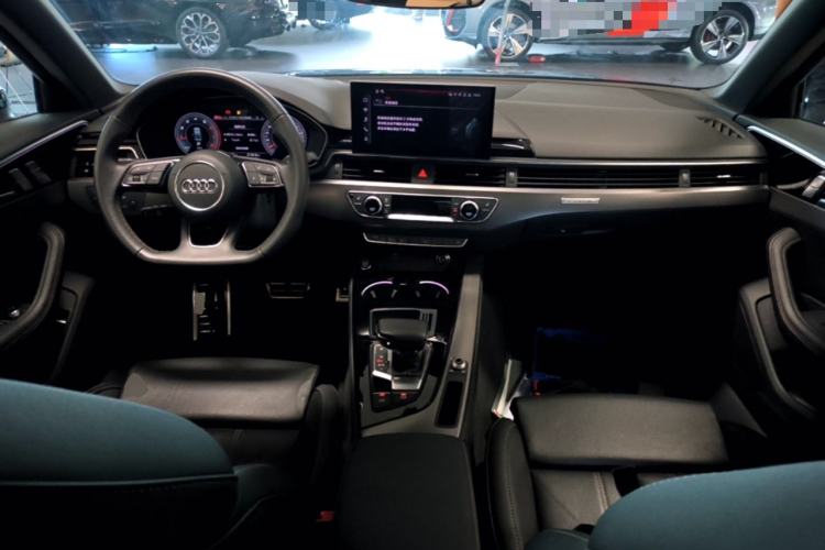 Used Audi A4L 2024 40 TFSI quattro RS Performance Package Center Console
