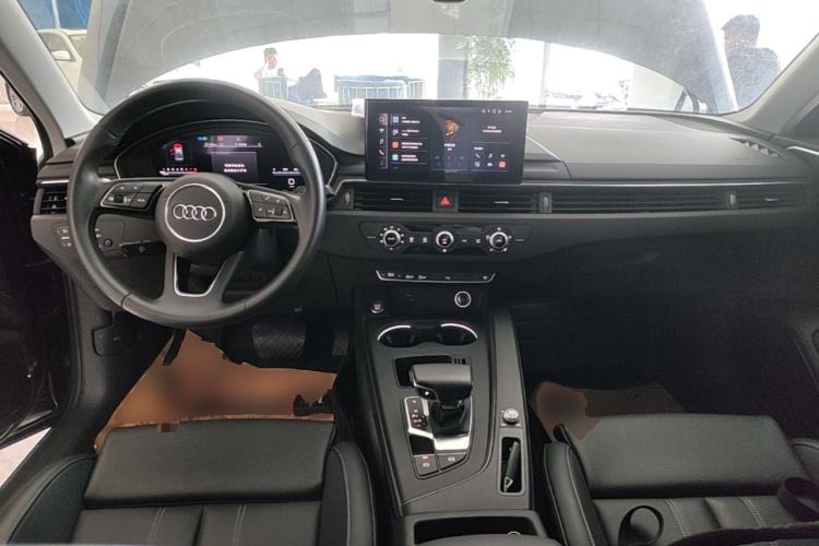 Used Audi A4L 2024 40 TFSI Fashion Dynamic Model Center Console
