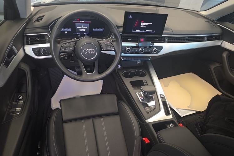Used Audi A4L 2024 40 TFSI Fashion Dynamic Model Center Console