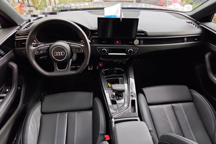 Used Audi A4L 2024 40 TFSI Luxury Dynamic Edition Center Console
