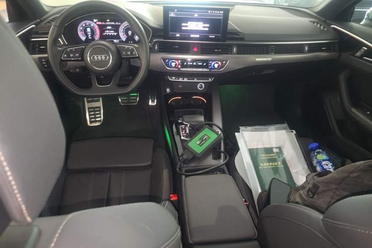 Used Audi A4L 2024 40 TFSI quattro RS Performance Package Center Console