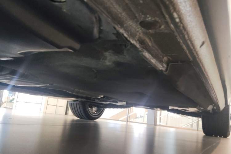 Used Audi A4L 2024 40 TFSI Fashion Dynamic Model Chassis Front Left