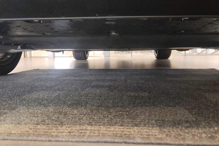 Used Audi A4L 2024 40 TFSI Fashion Dynamic Model Chassis Front
