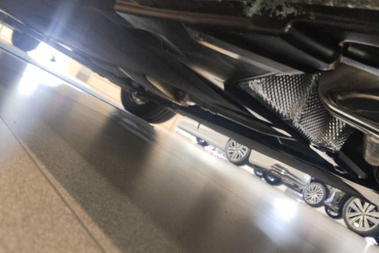 Used Audi A4L 2024 40 TFSI Fashion Dynamic Model Chassis Rear Left