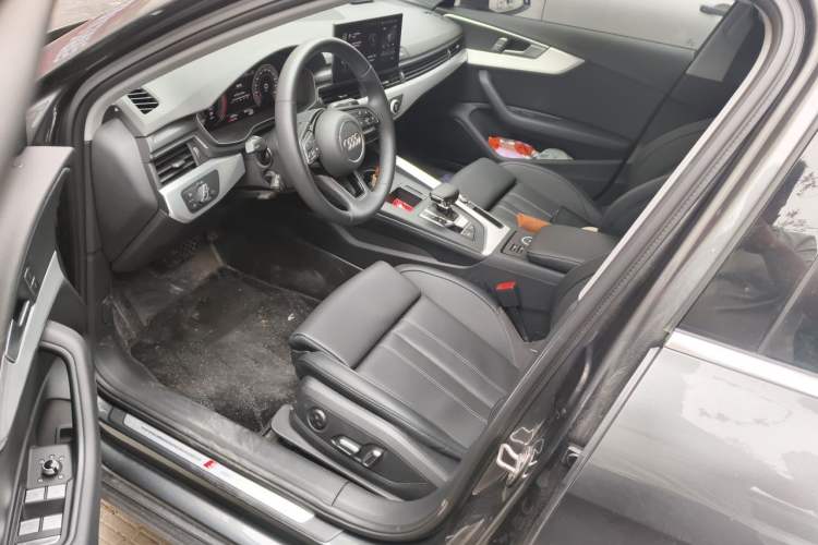 Used Audi A4L 2024 40 TFSI Fashion Dynamic Model Driver Seat