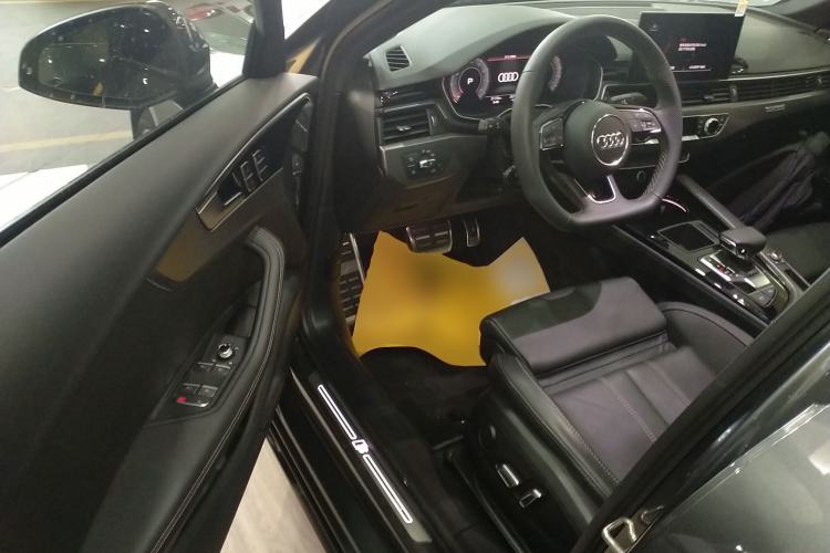 Used Audi A4L 2024 40 TFSI quattro RS Performance Package Driver Seat