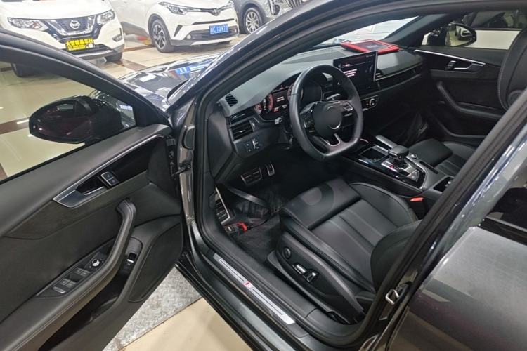 Used Audi A4L 2024 40 TFSI Luxury Dynamic Edition Driver Seat