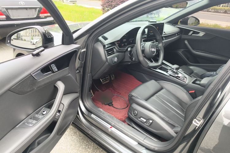 Used Audi A4L 2024 40 TFSI Luxury Dynamic Edition Driver Seat