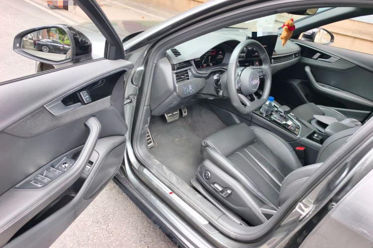 Used Audi A4L 2024 40 TFSI Luxury Dynamic Edition Driver Seat