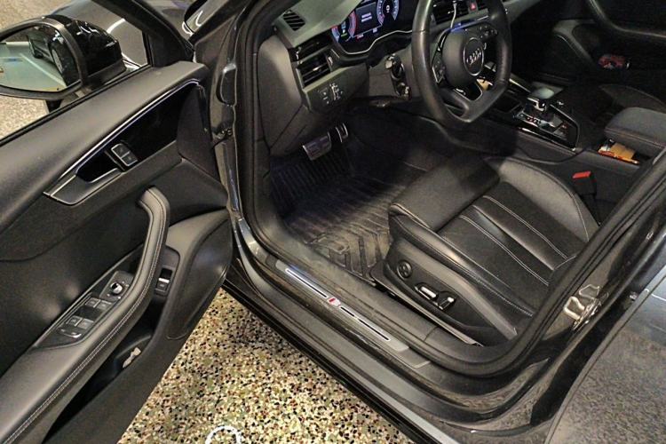 Used Audi A4L 2024 40 TFSI Luxury Dynamic Edition Driver Seat