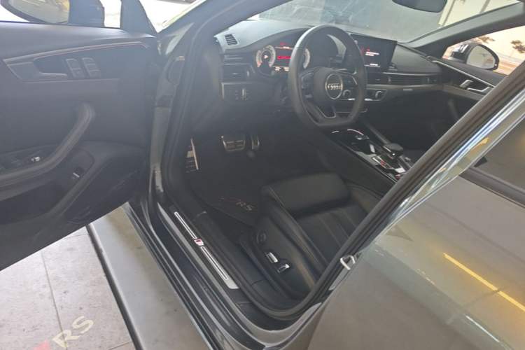 Used Audi A4L 2024 40 TFSI quattro RS Performance Package Driver Seat