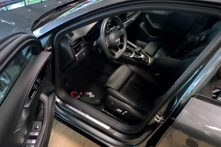 Used Audi A4L 2024 40 TFSI quattro RS Performance Package Driver Seat
