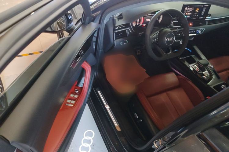 Used Audi A4L 2024 40 TFSI Luxury Dynamic Edition Driver Seat