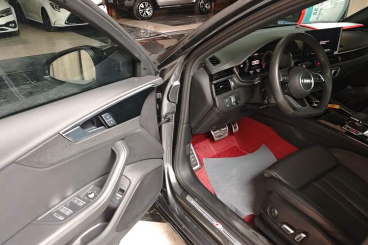 Used Audi A4L 2024 40 TFSI Luxury Dynamic Edition Driver Seat