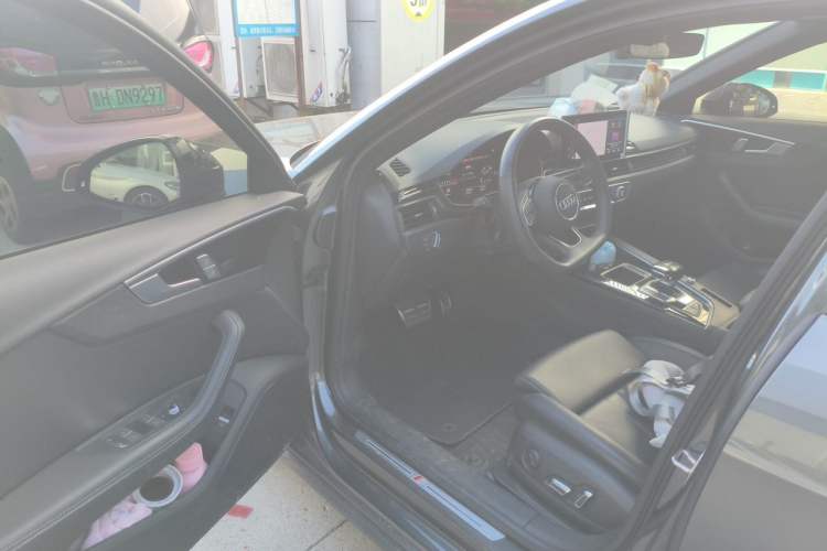 Used Audi A4L 2024 40 TFSI Luxury Dynamic Edition Driver Seat