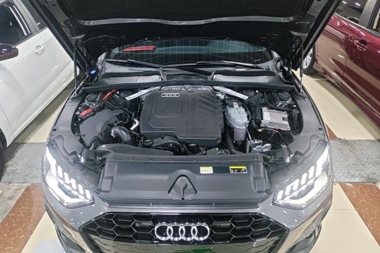 Used Audi A4L 2024 40 TFSI Luxury Dynamic Edition Engine Bay