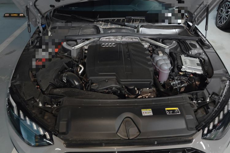 Used Audi A4L 2024 40 TFSI Luxury Dynamic Edition (Starry Night Version) Engine Bay