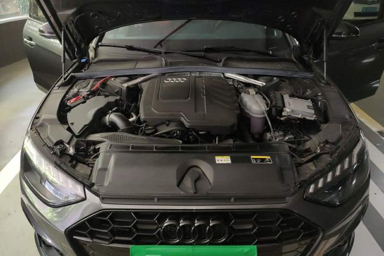 Used Audi A4L 2024 40 TFSI Luxury Dynamic Edition (Starry Night Version) Engine Bay