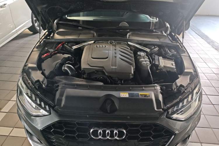 Used Audi A4L 2024 40 TFSI Luxury Dynamic Edition Engine Bay