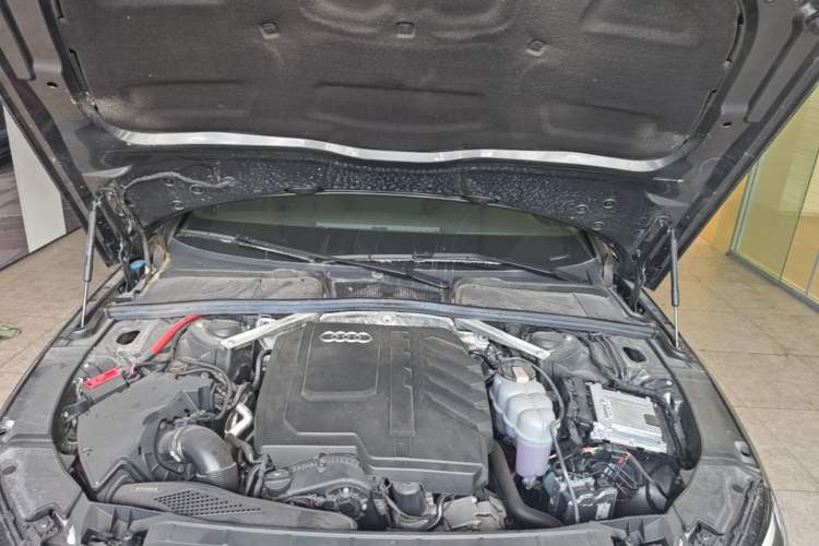 Used Audi A4L 2024 40 TFSI quattro RS Performance Package Engine Bay