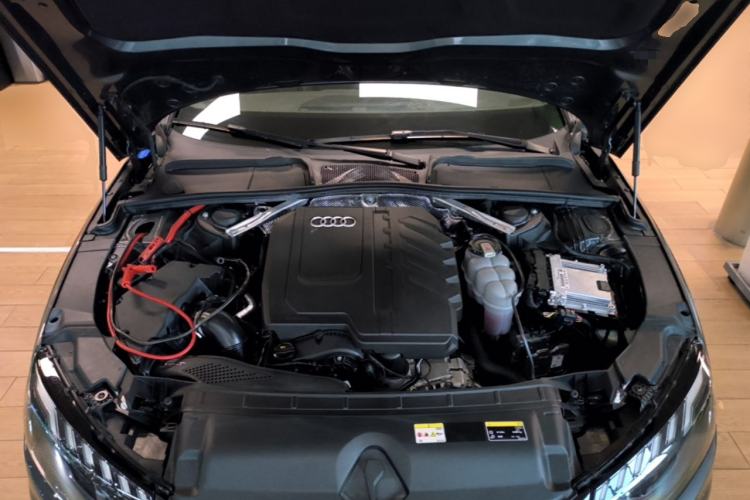 Used Audi A4L 2024 40 TFSI quattro RS Performance Package Engine Bay