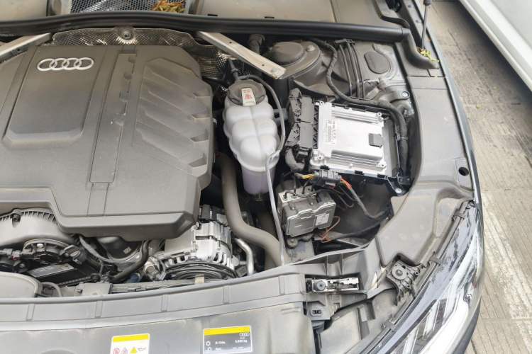 Used Audi A4L 2024 40 TFSI Fashion Dynamic Model Engine Bay Left