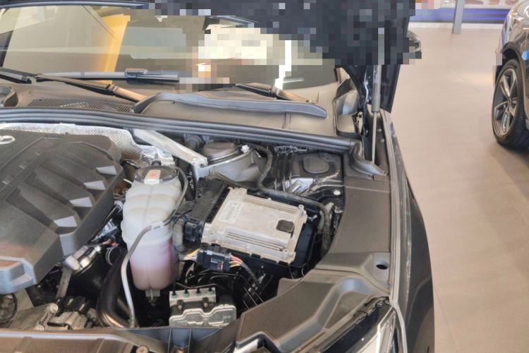 Used Audi A4L 2024 40 TFSI quattro RS Performance Package Engine Bay Left