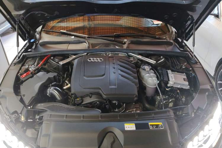 Used Audi A4L 2024 40 TFSI Luxury Dynamic Edition Engine Bay