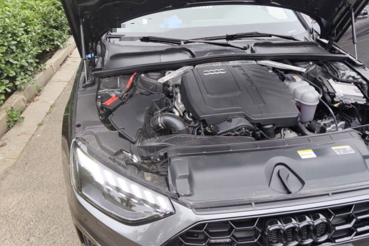 Used Audi A4L 2024 40 TFSI quattro RS Performance Package Engine Bay Right