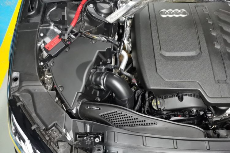 Used Audi A4L 2024 40 TFSI Fashion Dynamic Model Engine Bay Right