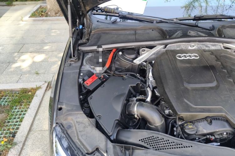 Used Audi A4L 2024 40 TFSI Fashion Dynamic Model Engine Bay Right