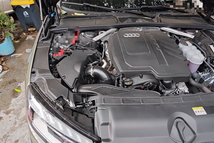 Used Audi A4L 2024 40 TFSI Luxury Dynamic Edition Engine Bay Right