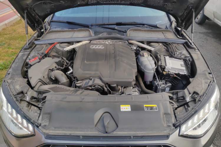 Used Audi A4L 2024 40 TFSI Luxury Dynamic Edition Engine Bay
