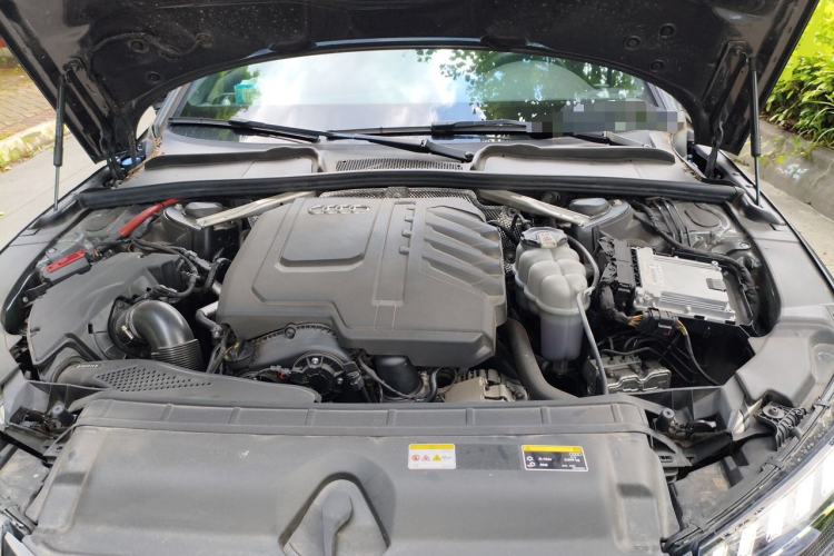 Used Audi A4L 2024 40 TFSI quattro RS Performance Package Engine Bay