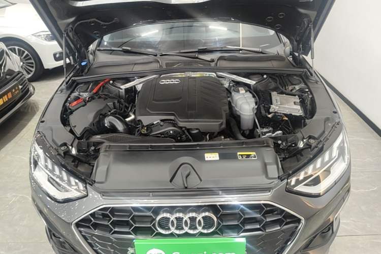 Used Audi A4L 2024 40 TFSI Fashion Dynamic Model Engine Bay