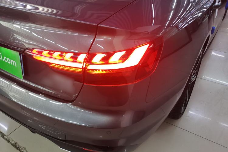 Used Audi A4L 2024 40 TFSI Luxury Dynamic Edition Exterior 3