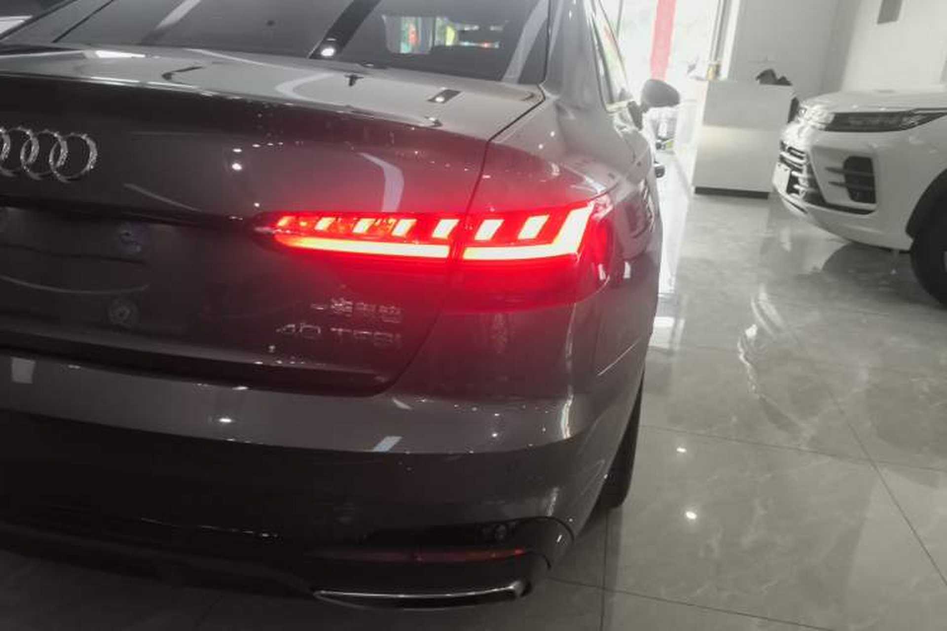 Used Audi A4L 2024 40 TFSI Luxury Dynamic Edition Exterior 3