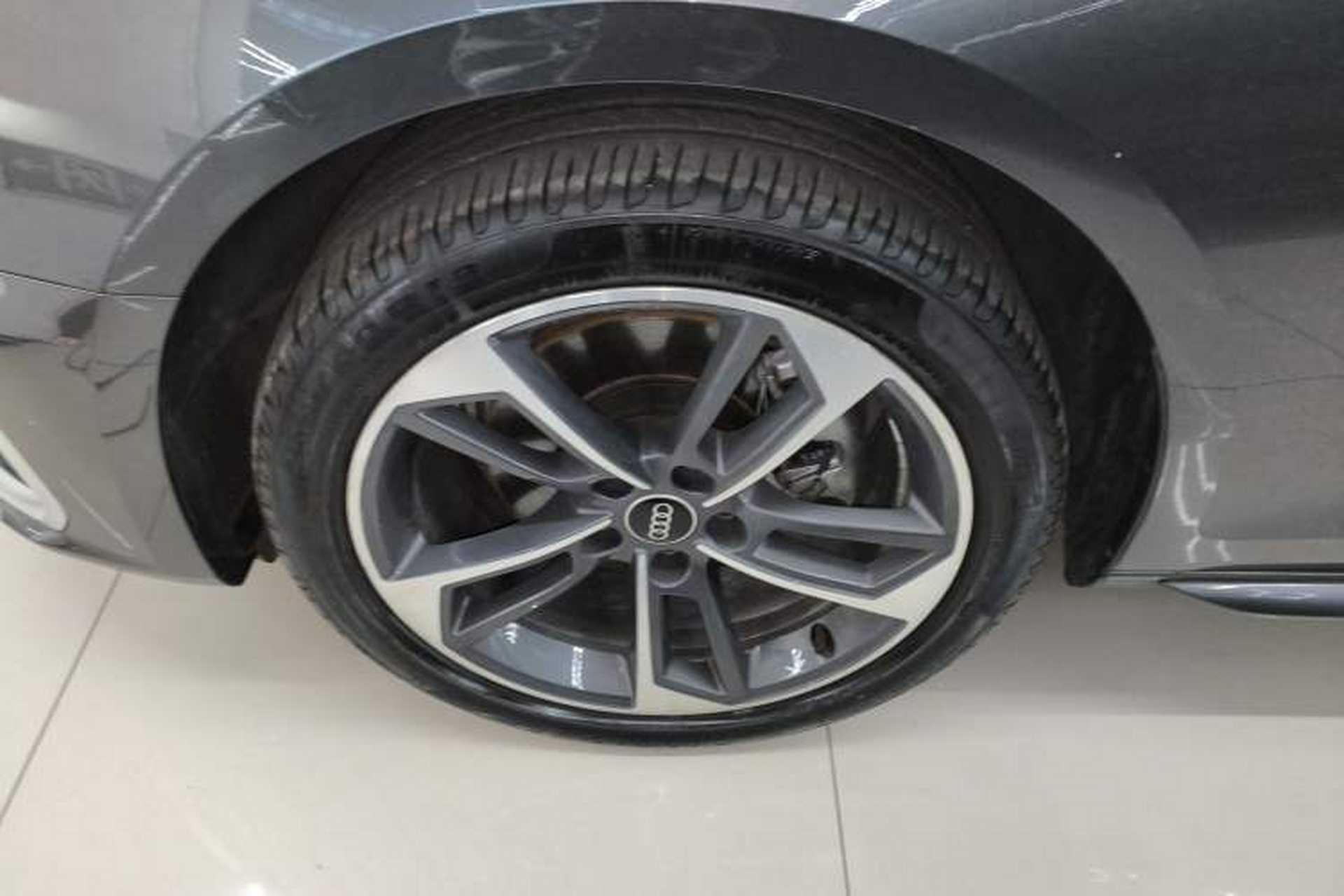 Used Audi A4L 2024 40 TFSI Fashion Dynamic Model Exterior 4