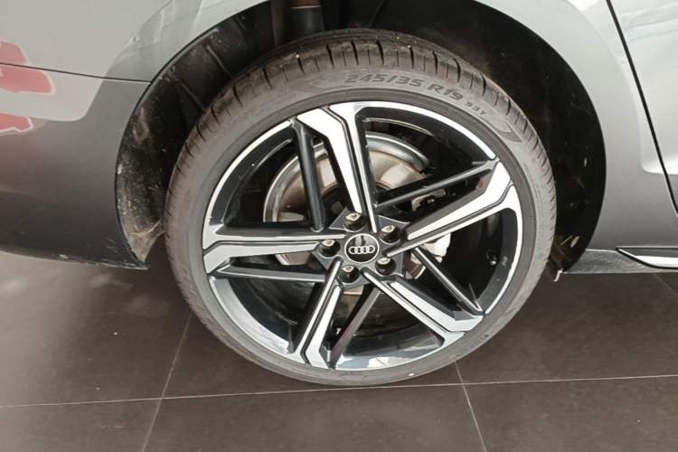 Used Audi A4L 2024 40 TFSI Luxury Dynamic Edition Exterior 5