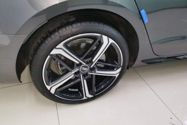 Used Audi A4L 2024 40 TFSI Luxury Dynamic Edition Exterior 5