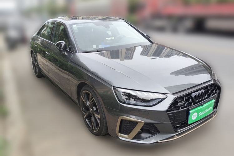 Used Audi A4L 2024 40 TFSI quattro RS Performance Package Front Right 45 Deg