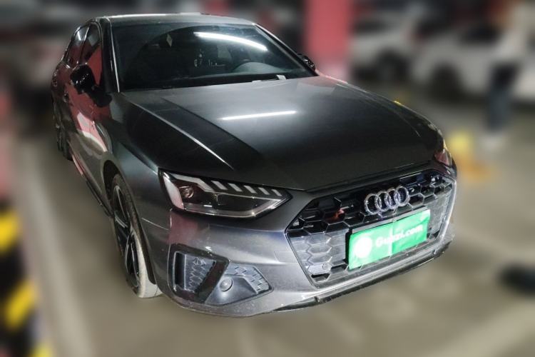 Used Audi A4L 2024 40 TFSI Luxury Dynamic Edition Front Right 45 Deg