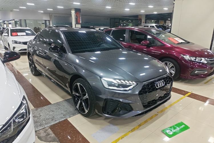 Used Audi A4L 2024 40 TFSI Luxury Dynamic Edition Front Right 45 Deg
