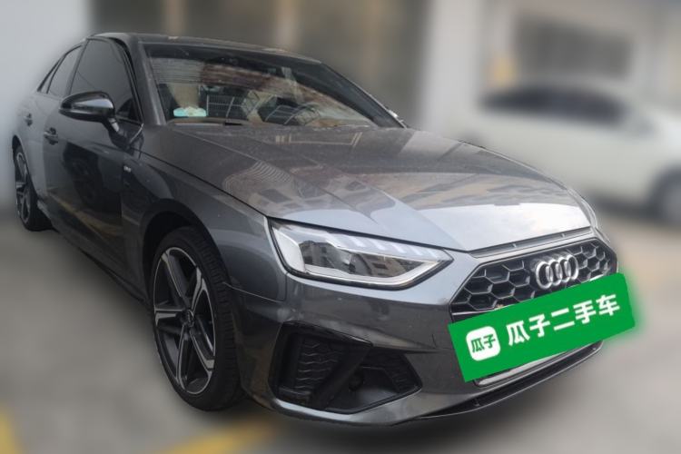 Used Audi A4L 2024 40 TFSI Luxury Dynamic Edition Front Right 45 Deg